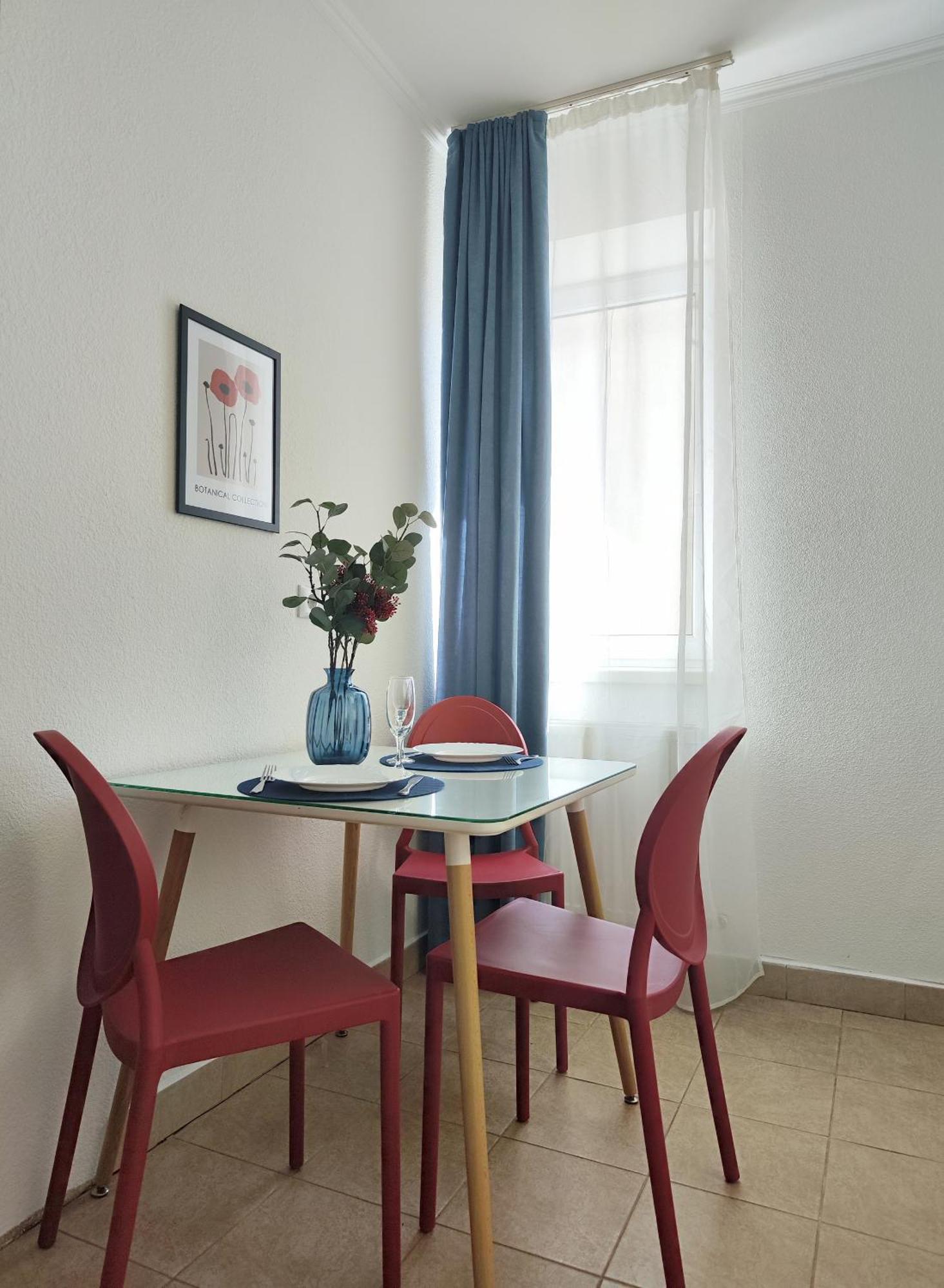 Best Apartment In The Center Мукачево Экстерьер фото